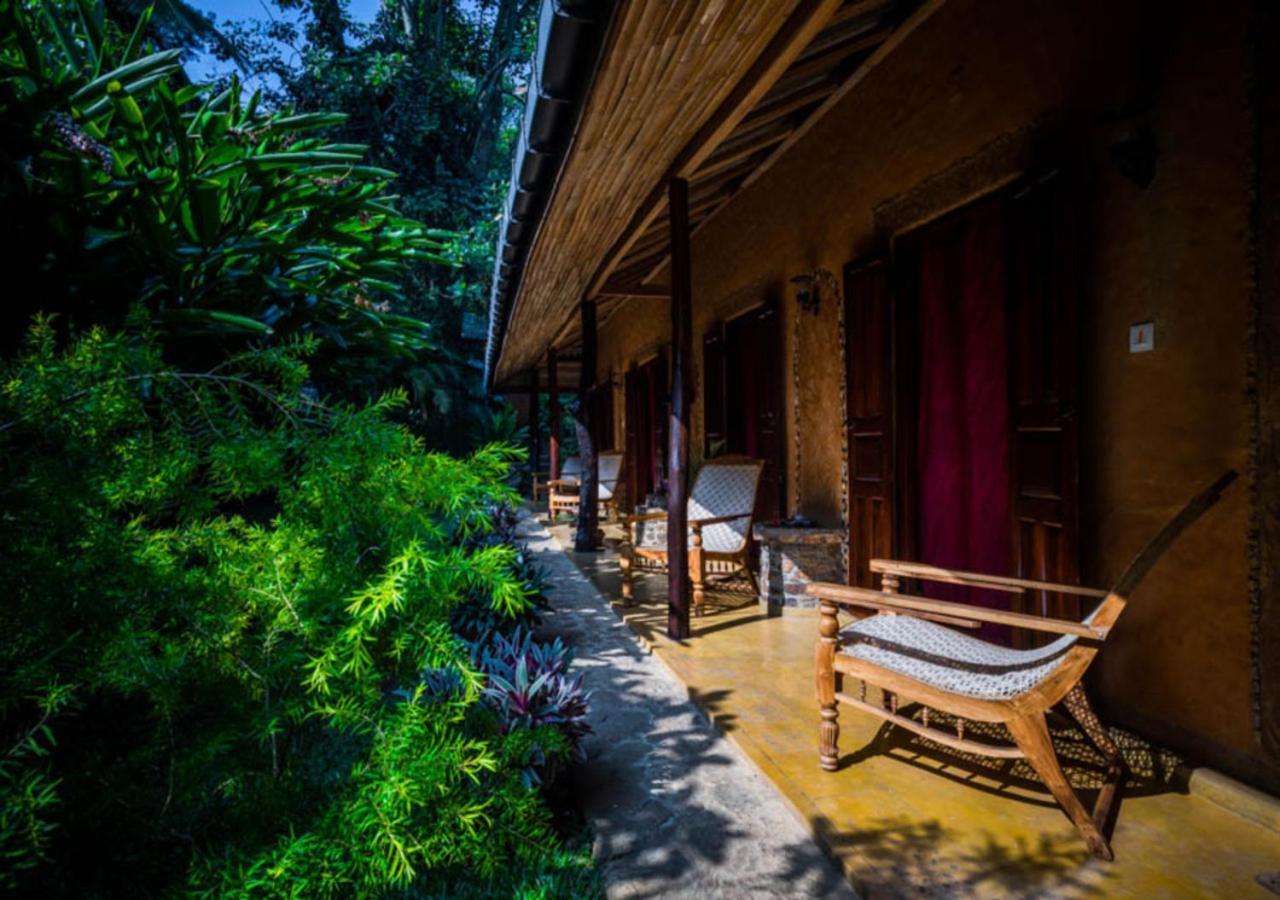 Yasmin Hill Longevity Resort - Hotel Galavilla Kandy Exterior foto